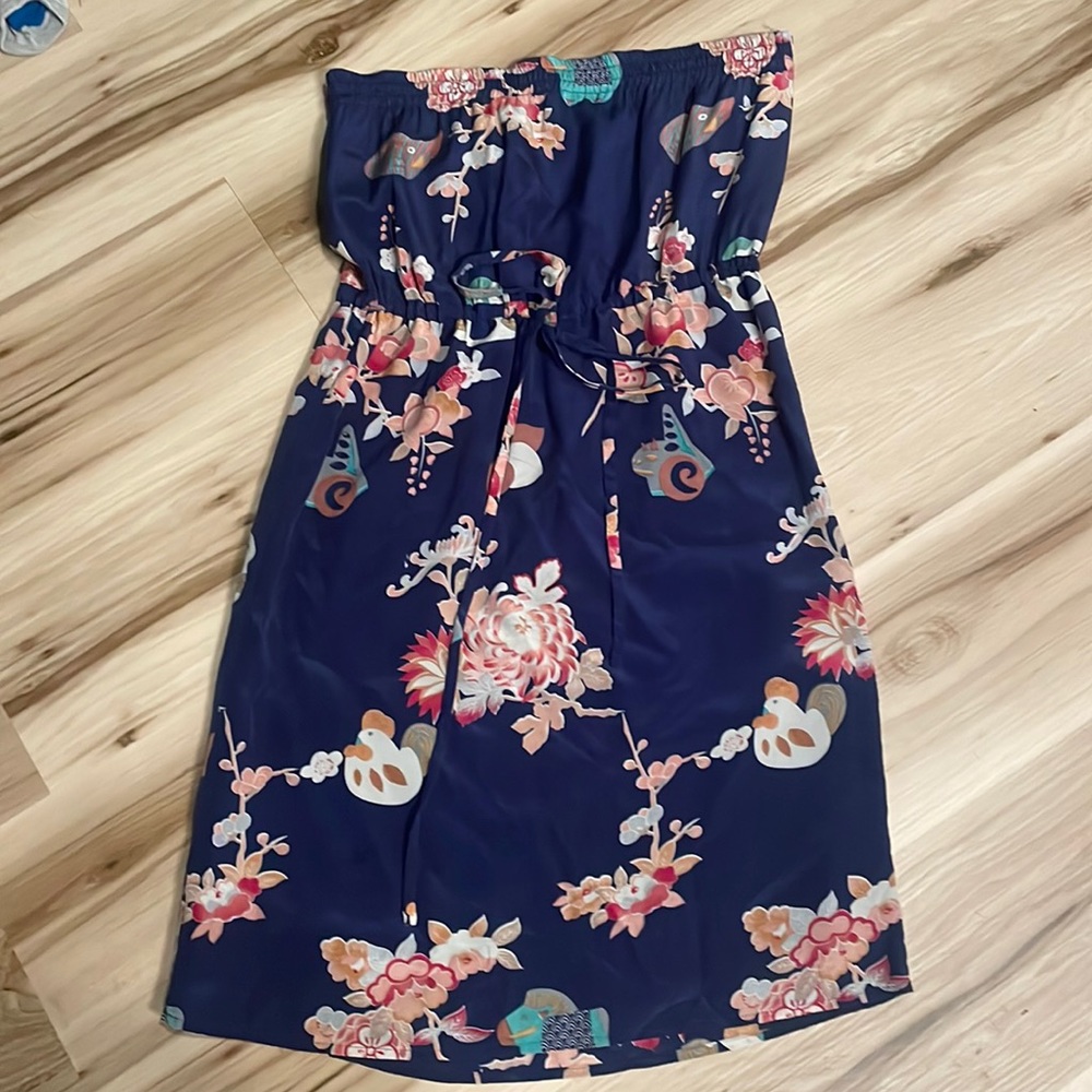 Women’s dress
